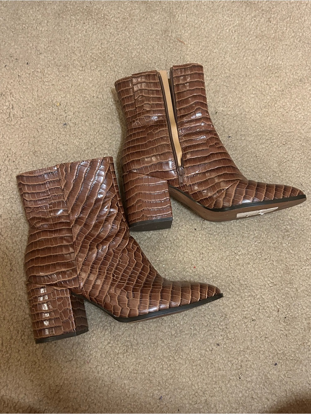 Vionic Harper Crocodile Embossed Ankle Boots